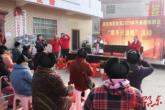 市民政局到团山镇开展“寒冬送温暖”活动_邵阳头条网