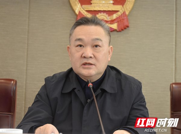 邵东第十七届人大常委会举行第二十九次会议 王定松出席(图1)