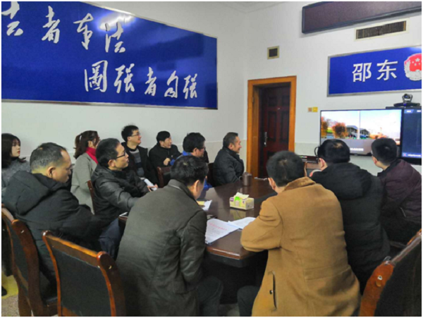 邵东县司法局集中观看《一抓到底正风纪》(图1)