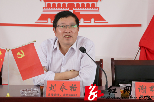 邵东县委宣传部“六大微课堂”宣讲走进上桥村(图2)