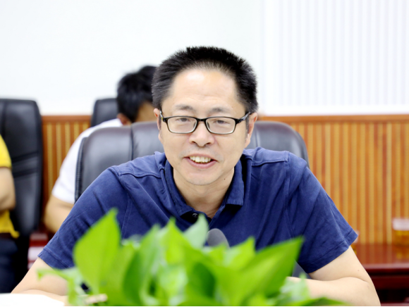 邵东市政府办召开“不忘初心、牢记使命”主题教育动员会(图3)