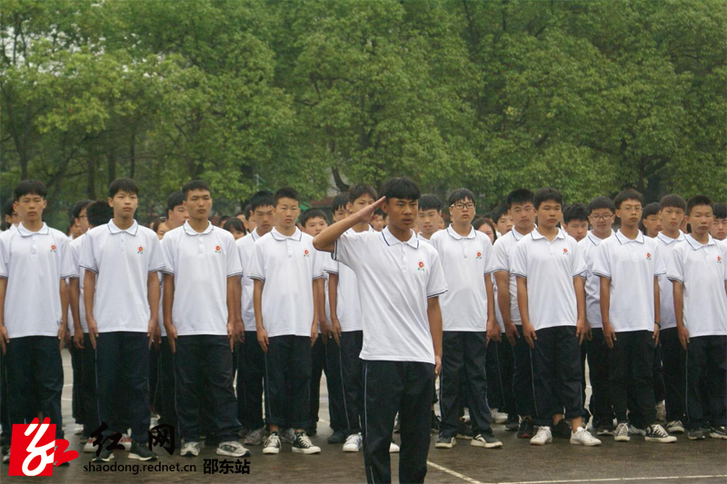 邵东七中高一军训会操圆满落幕(图1)
