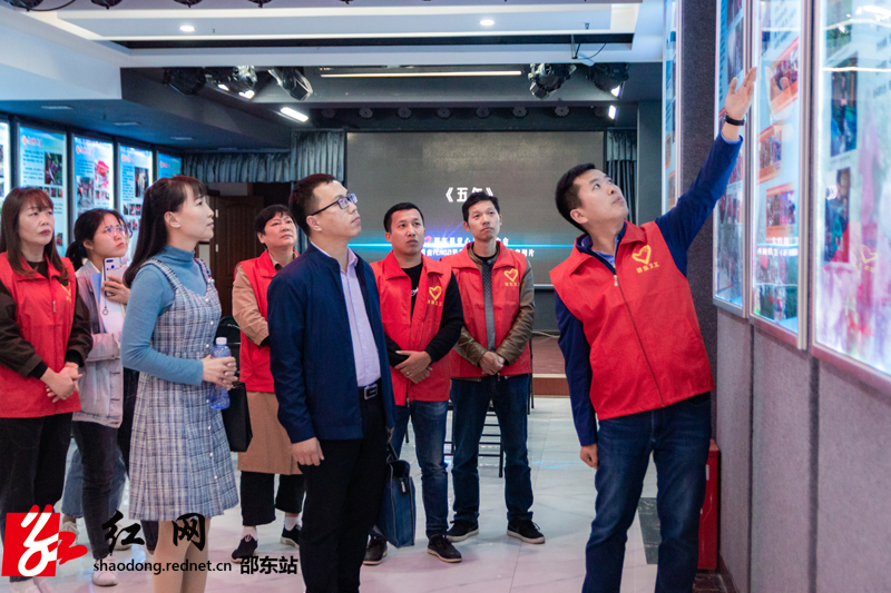 省妇联第三方评估组到邵东市开展留守儿童关爱服务试点工作评估(图1)