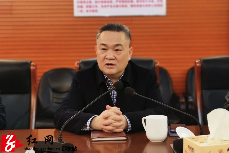 邵东市人大机关及时传达市委脱贫攻坚考核工作会议精神(图1)