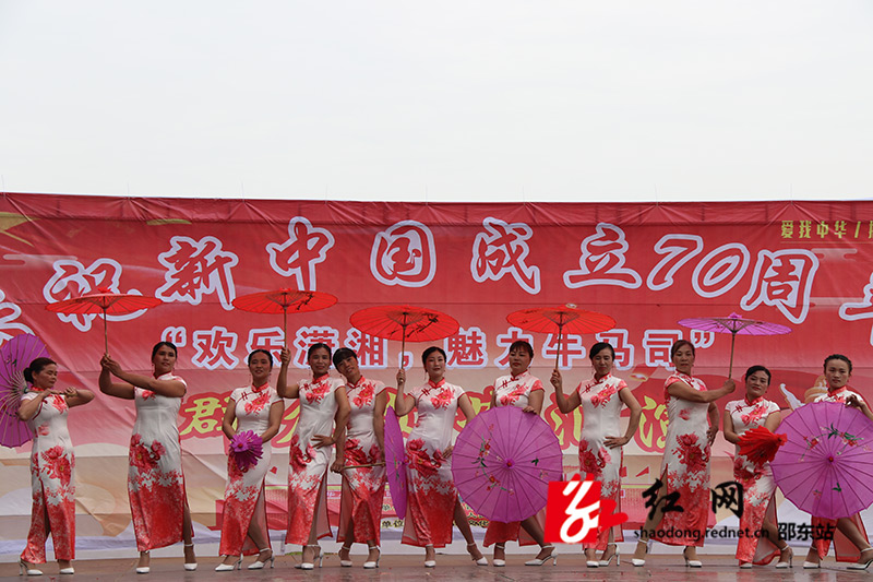 邵东县“欢乐潇湘”文艺汇演在牛马司镇拉开帷幕(图1)