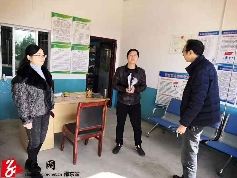 周官桥乡开展村级卫生室标准化建设督查(图1)