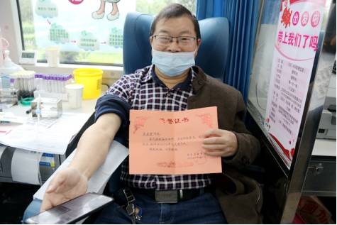 邵东市红十字会携手市教育系统300余人献血超11万毫升(图4)