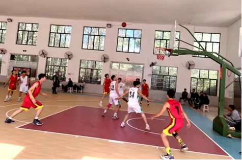 邵阳中职学校男子篮球比赛在邵东这个学校开赛(图9)