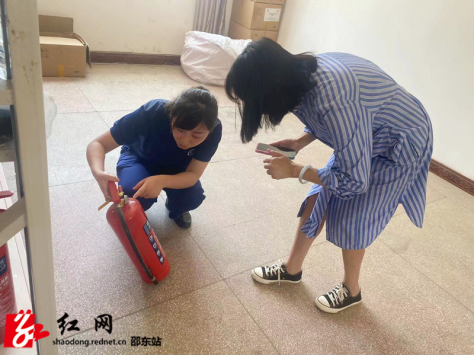 消防救援大队走进农村开展夏季消防安全宣传(图2)