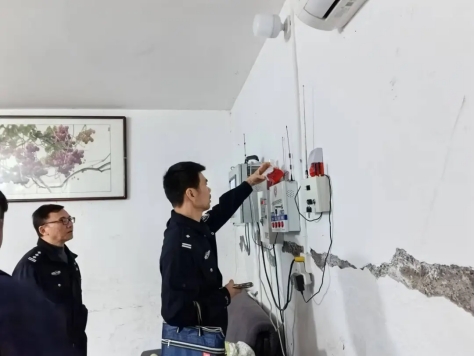 加强“护学岗”，密织“平安网”，邵东公安扎实开展护校安园工作(图5)