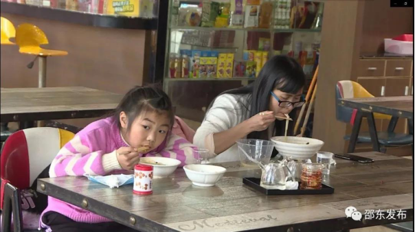 邵东市委书记带头“下馆子”，餐饮业复苏按下快捷键(图2)