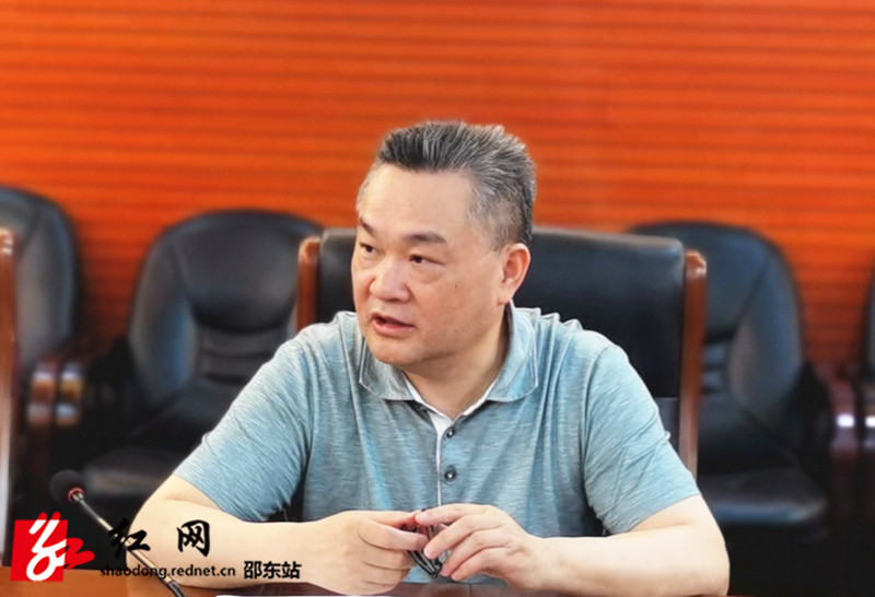 邵东市人大机关党支部举行5月份主题党日活动暨干部职工政治理论集中学习(图1)