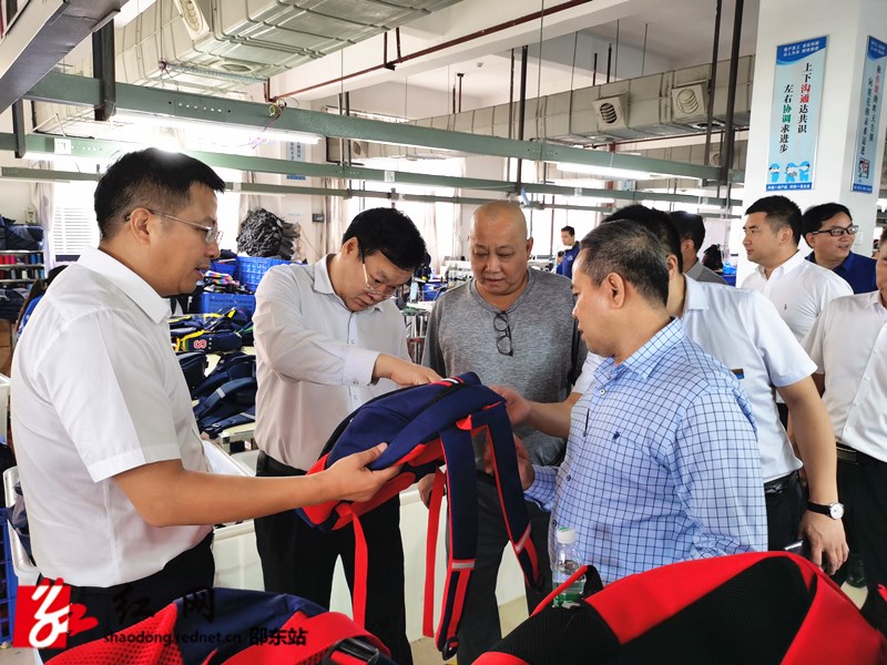 老挝驻长沙总领事馆总领事率队来邵东市考察访问(图1)