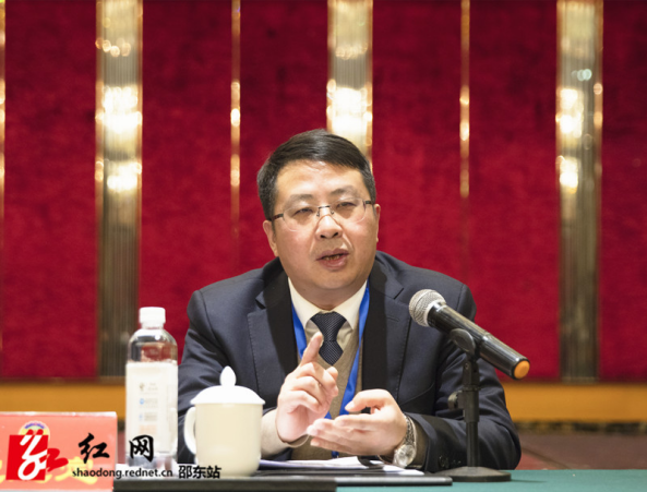 沈志定参加政协邵东市第一届委员会第二次会议第一联组讨论(图2)