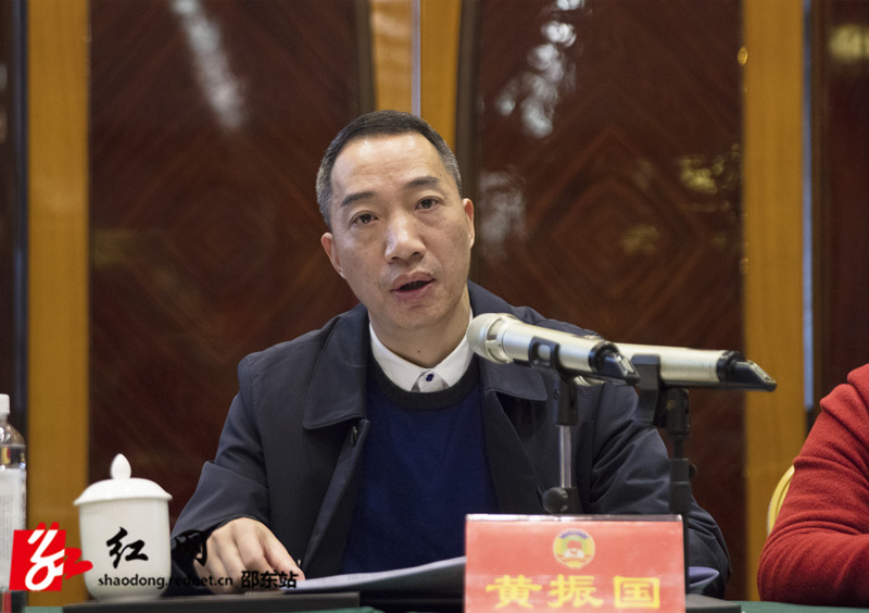 黄振国参加政协邵东市第一届委员会第二次会议第三联组讨论(图1)