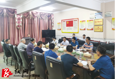 范志锋深入部门和乡镇调研(图1)