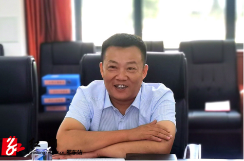 范志锋深入部门和乡镇调研(图2)