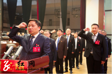 邵东市第二届人民代表大会第一次会议举行第三次全体会议(图6)