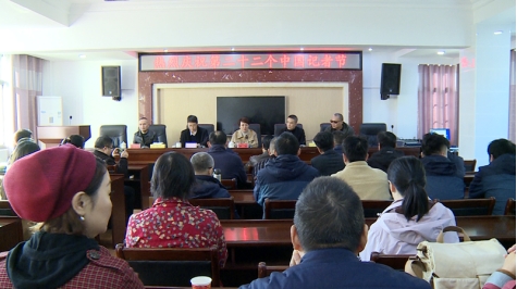 罗莉到邵东市融媒体中心慰问新闻工作者(图1)