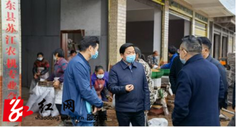 李国军督导春耕生产、疫情防控工作(图1)
