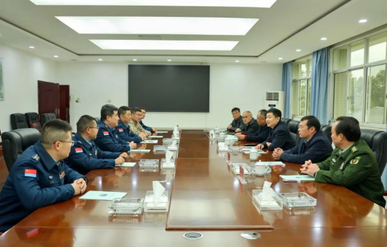 邵东市领导走访慰问驻邵部队官兵和消防救援人员(图4)
