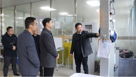 付凯军调研企业复工复产：起步就起势、提速更提质，全力冲刺首季“开门红”(图1)