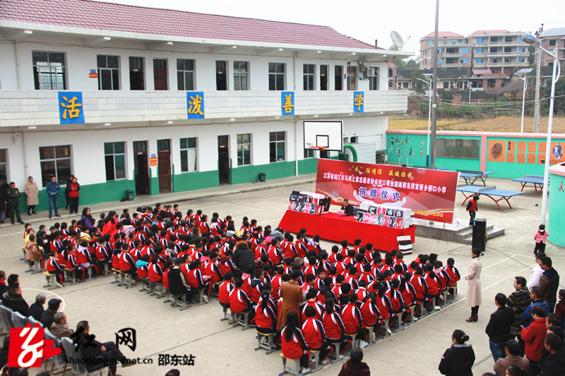 158374CE@7512833A.2285C55F_副本.jpg