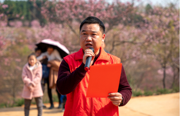 邵东市新闻采访基地授牌仪式在魏家桥镇举行(图6)