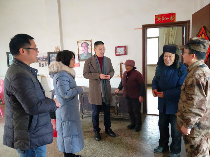仙槎桥镇党委政府慰问抗美援朝老兵(图1)