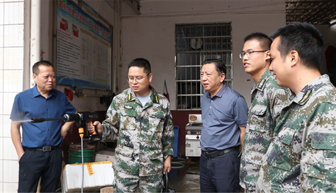 周玉凡到乡镇调研督导森林防火工作(图1)